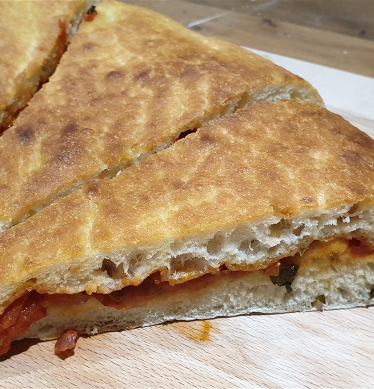 Komiža Flatbread with Tomatoes and Salted Anchovies (Komiška pogača)