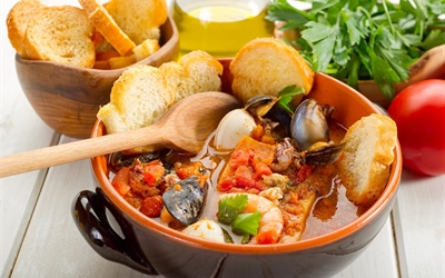 Dalmatian Fisherman’s Brudet – Coastal Comfort in a Bowl