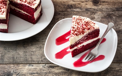 Red Velvet Dream Cake – A Touch of Elegance in Every Slice